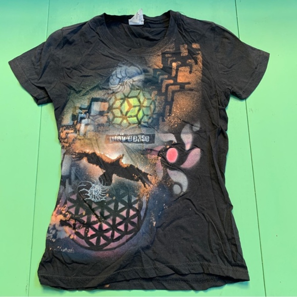 Vintage graphic tee abstract arty hand screen printed shirt black bird geometric